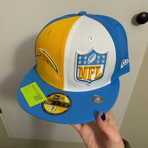 ⭐️ LOS ANGELES CHARGERS - NEW ERA HAT. NWT